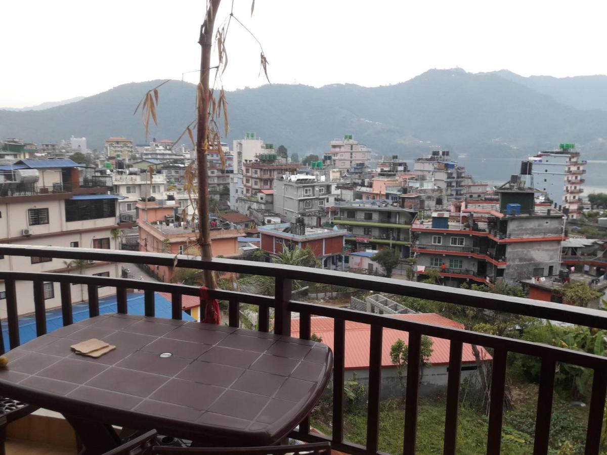 Beli Guest House Pokhara Exteriör bild