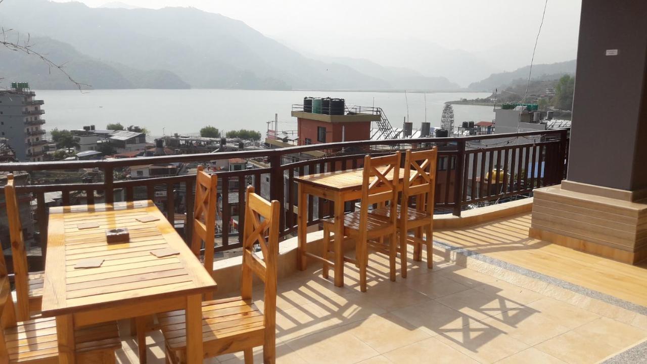 Beli Guest House Pokhara Exteriör bild