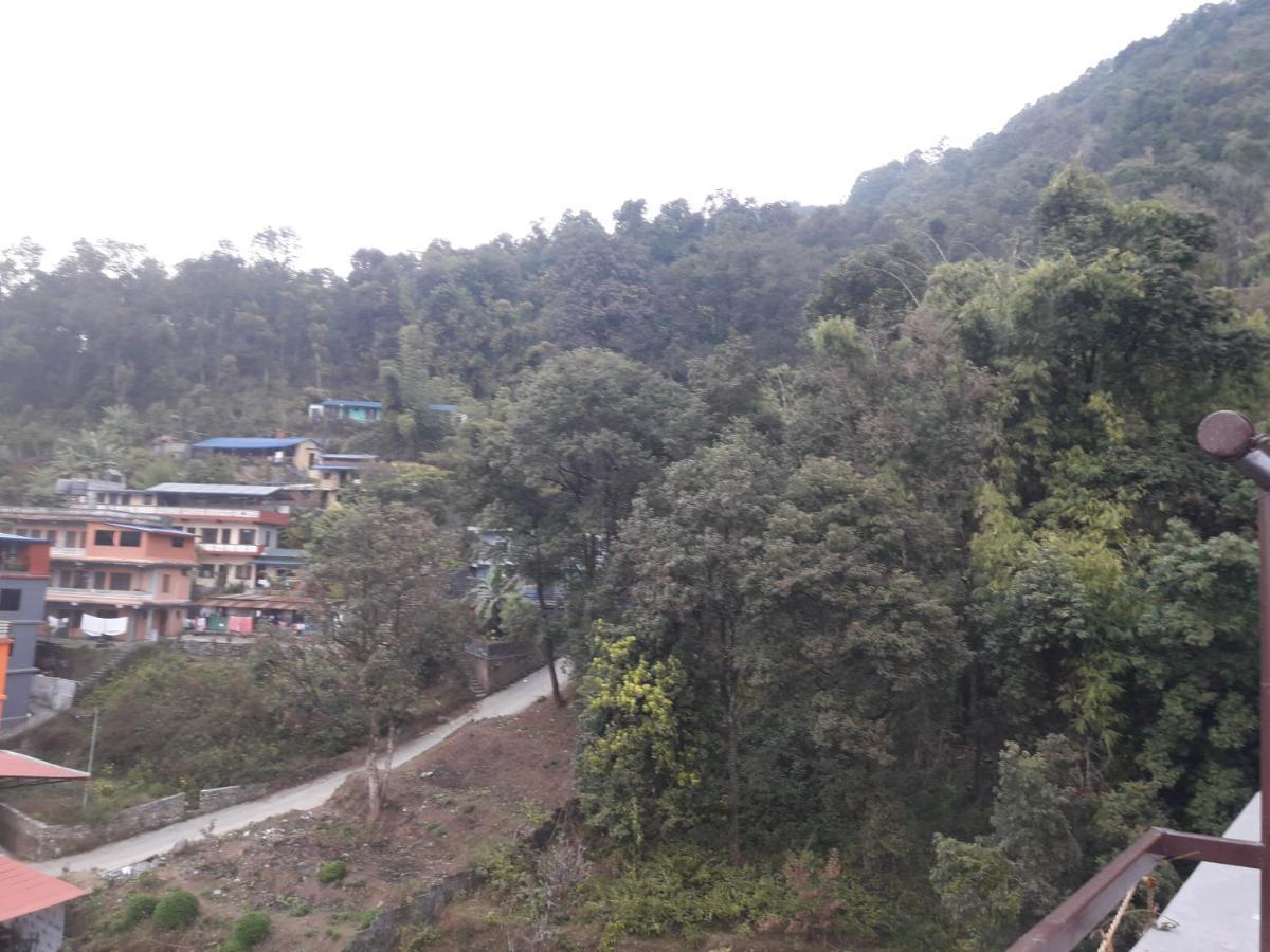 Beli Guest House Pokhara Exteriör bild