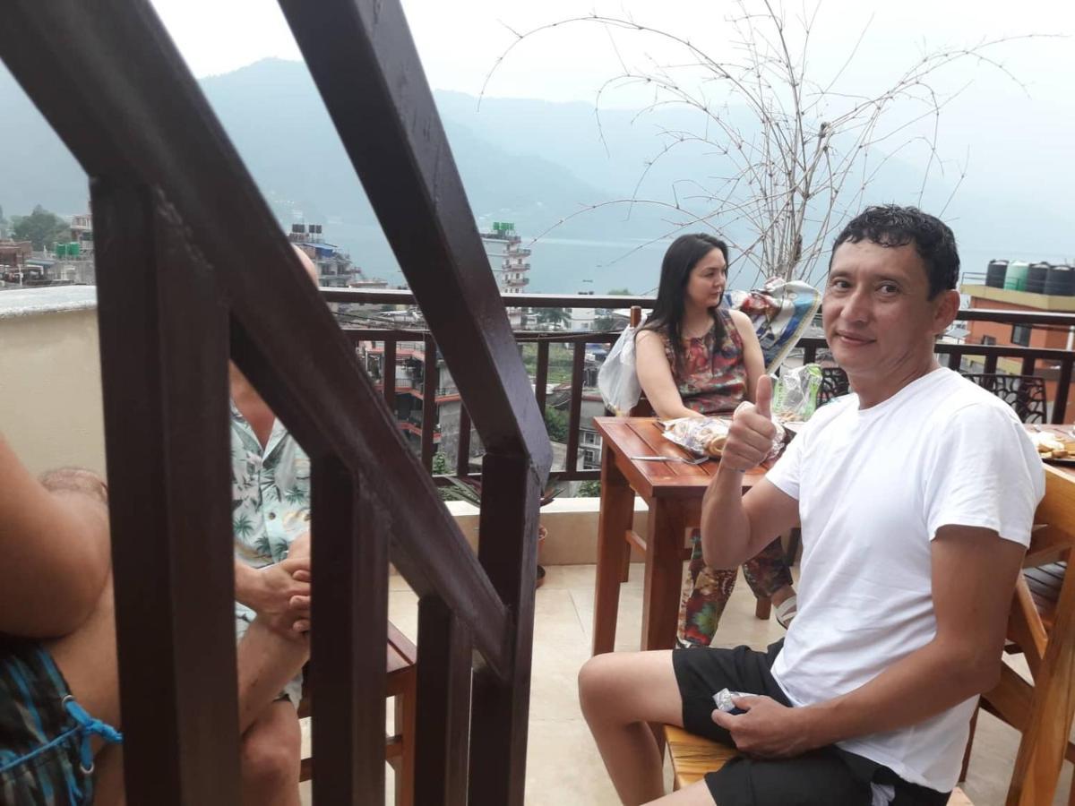 Beli Guest House Pokhara Exteriör bild