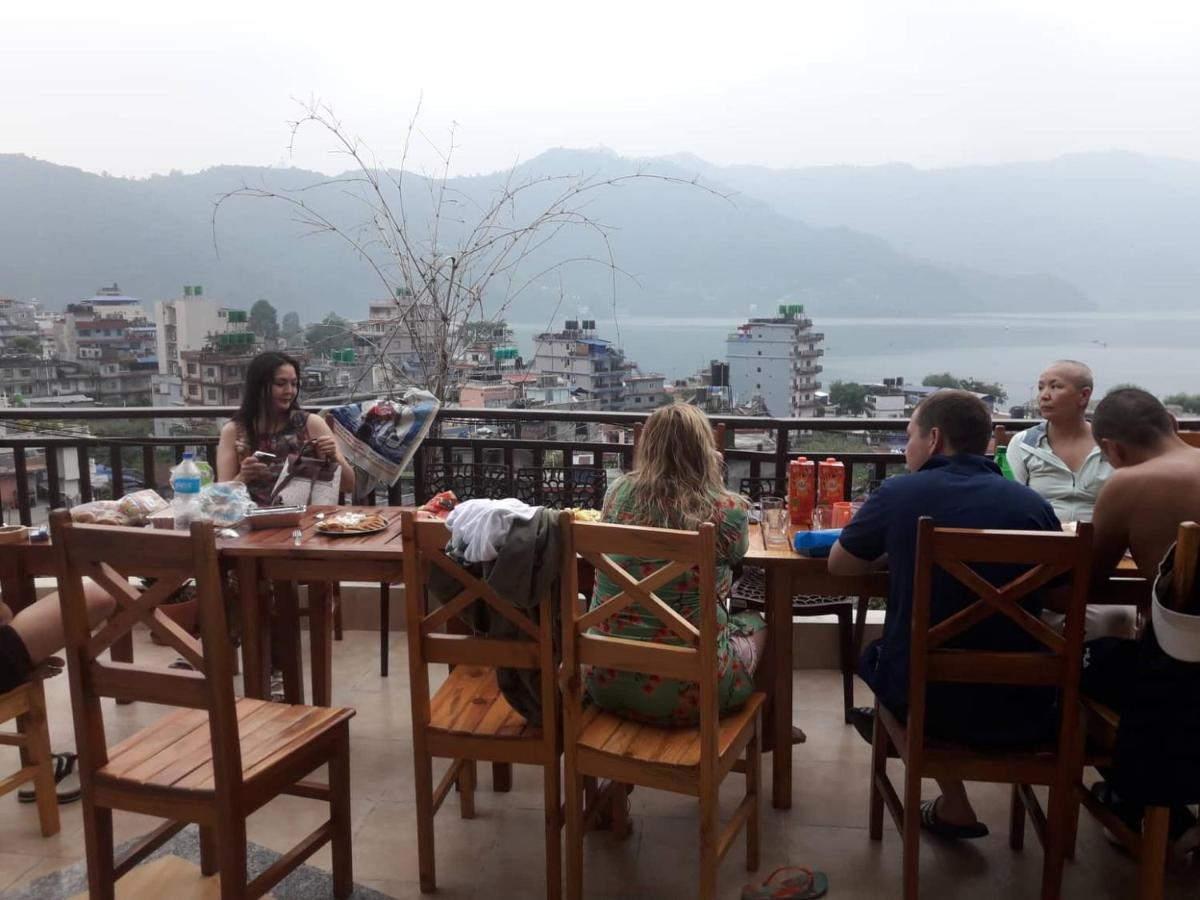 Beli Guest House Pokhara Exteriör bild